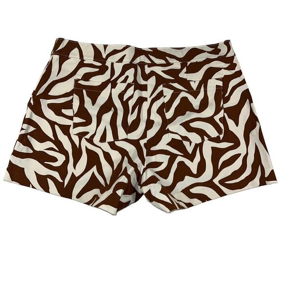 SPANX On The Go Brown Zebra Print Stretch Control Shorts Size XL - Picture 5 of 13